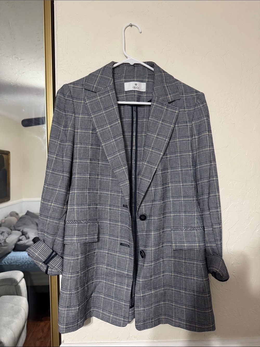 Gray Plaid Blazer Jacket - Women's Professional Layer lightweight stretchy
